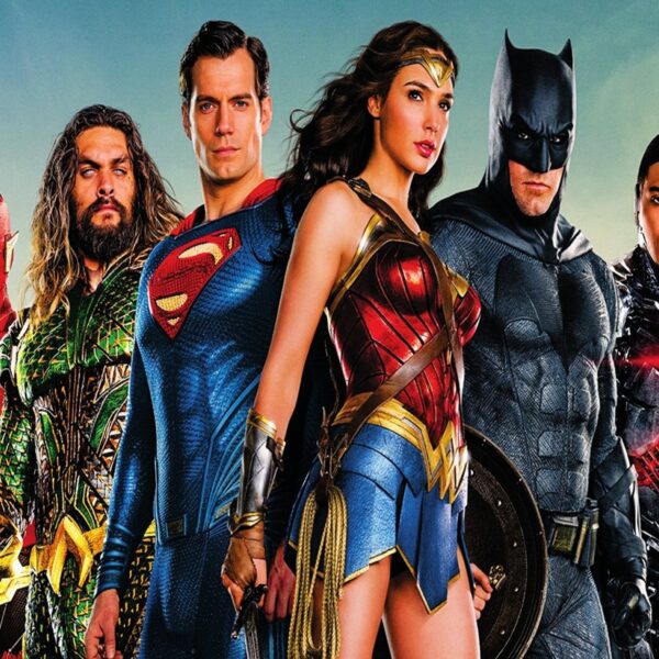 как выглядят костюмы персонажей DC