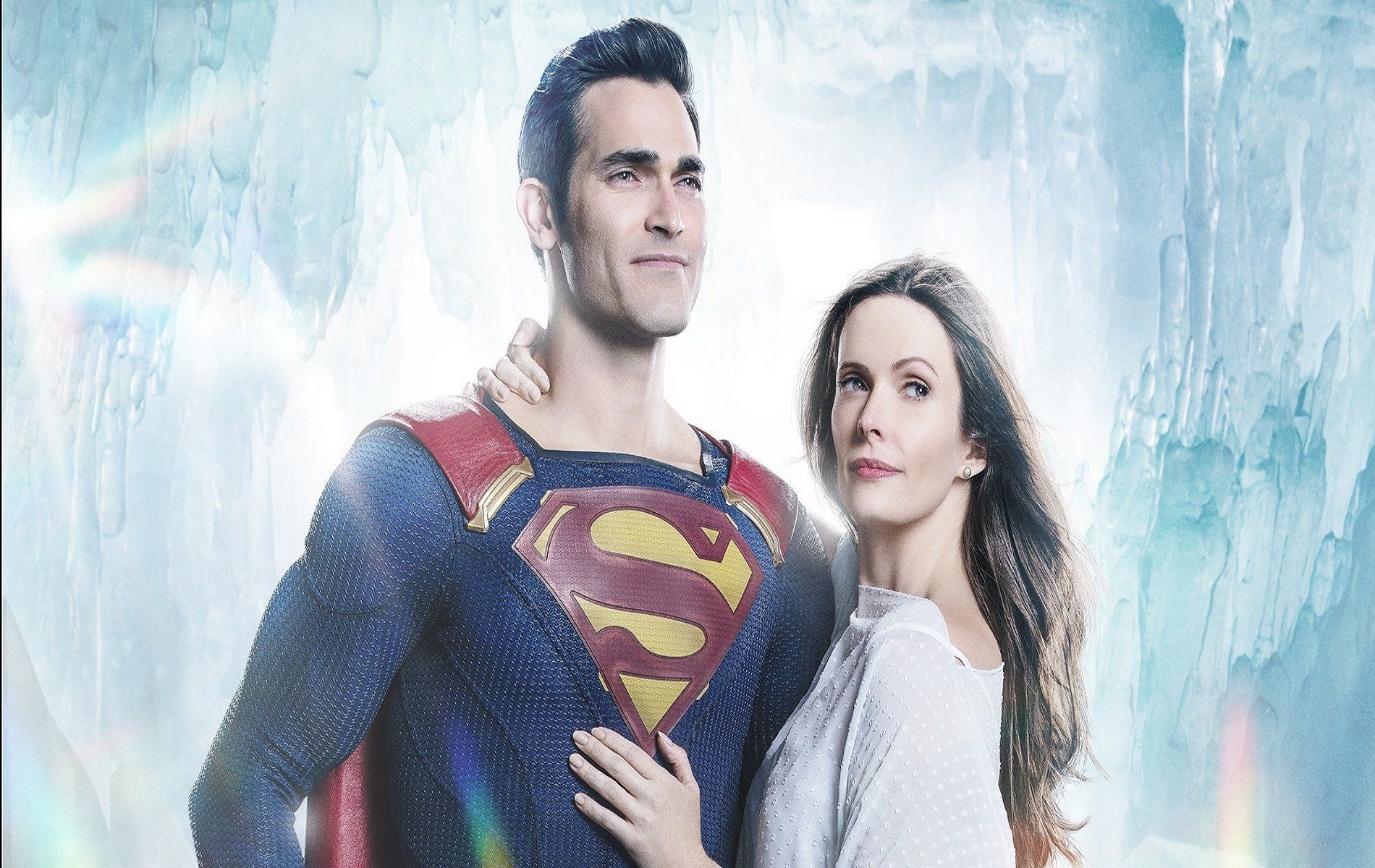 официальный постер сериала Супермен и Лоис