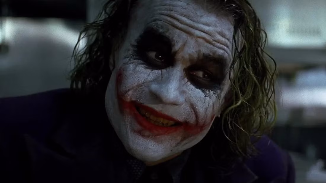 Самые жестокие сцены злодеев в фильмах DC