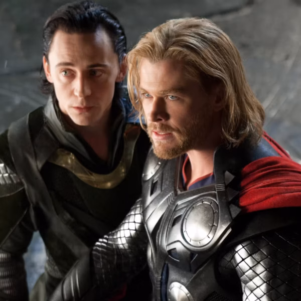 chris hemsworth and tom hiddleston thor loki